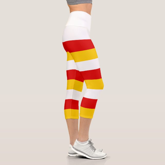 South Ossetia Flag Capri Leggings (Right)