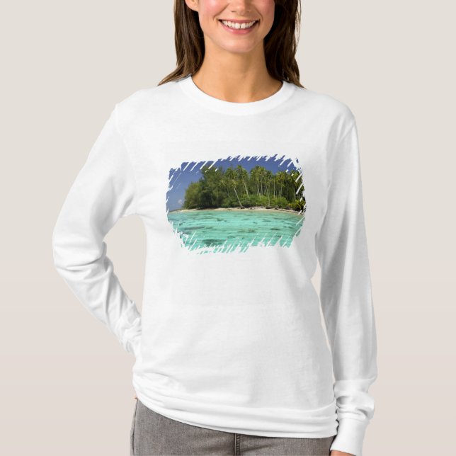 South Pacific, French Polynesia, Moorea 2 T-Shirt (Front)