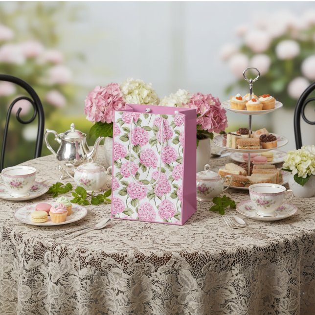 Southern Pink Hydrangea Gift Bag (Creator Uploaded)