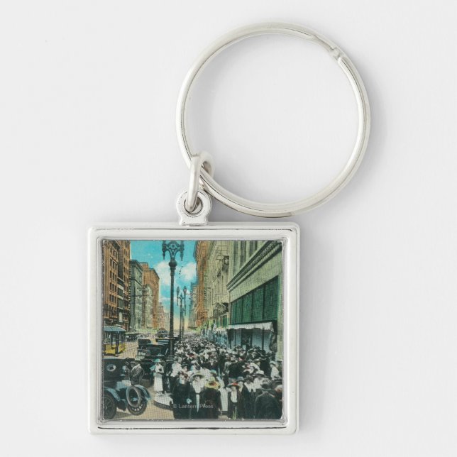 Southern View of Broadway from 6th Street Key Ring (Front)