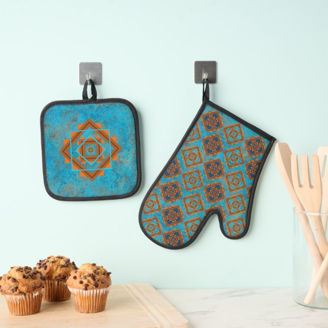 Southwest Mountain Peaks Turquoise Geometric  Oven Mitt & Pot Holder Set (Insitu(Hanging))