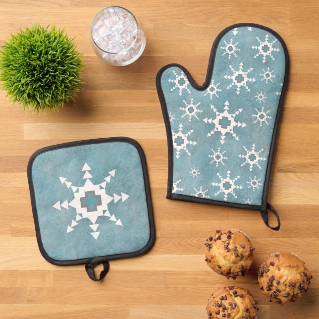 Southwest Winter Geometric Snowflakes Blue Oven Mitt & Pot Holder Set (Top Down)