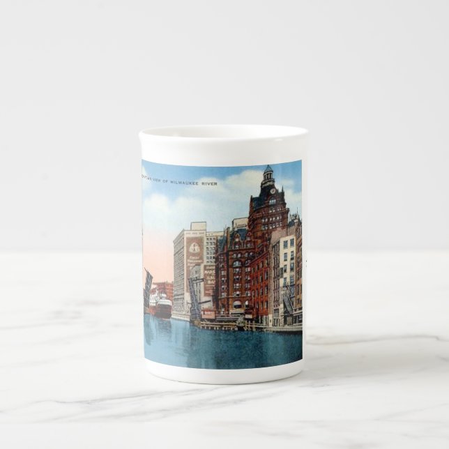 Souvenir Coffee Mug - Milwaukee, Wisconsin (Front)
