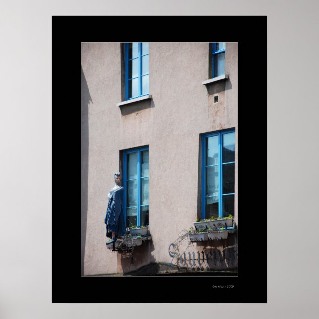 SOUVENIR Poster (Front)