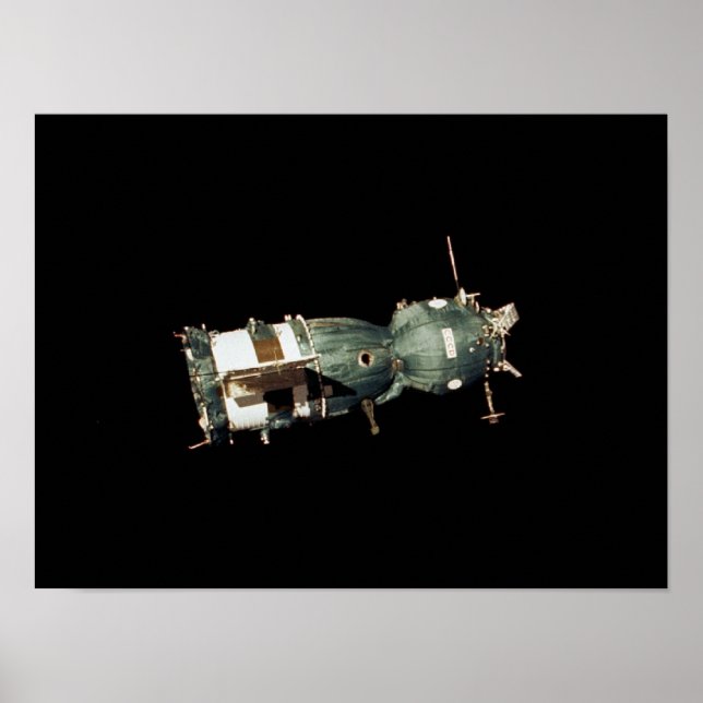 Soyuz Spacecraft (Apollo-Soyuz Test Project) Poster (Front)