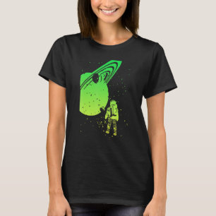 Space Astronaut Spacewalk Astronauts Are Aliens 31 T-Shirt
