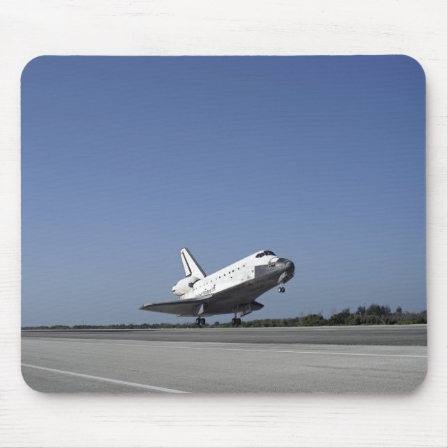 Space shuttle Atlantis approaching Runway 33 Mouse Mat (Front)