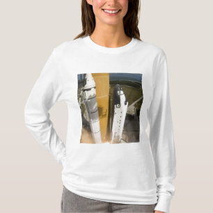 Space Shuttle Atlantis lifts off 17 T-Shirt