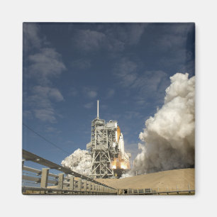 Space Shuttle Atlantis lifts off 20 Magnet