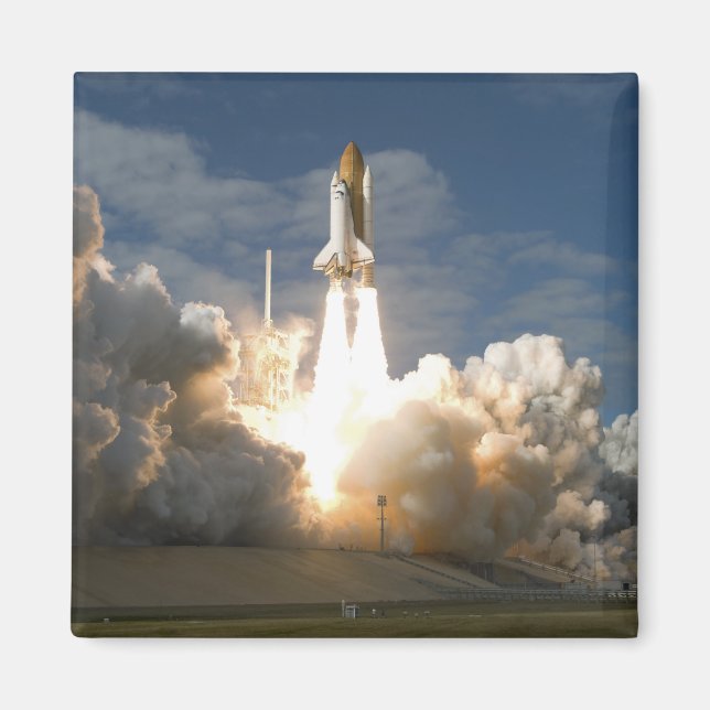 Space Shuttle Atlantis lifts off 24 Magnet (Front)
