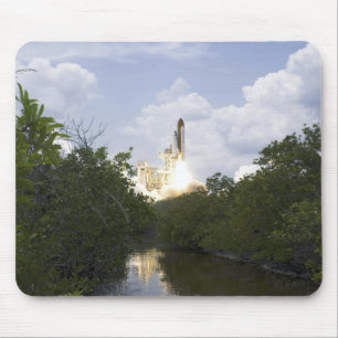 Space Shuttle Atlantis lifts off 25 Mouse Mat