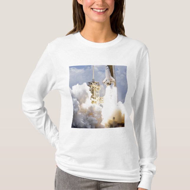 Space Shuttle Atlantis lifts off T-Shirt (Front)