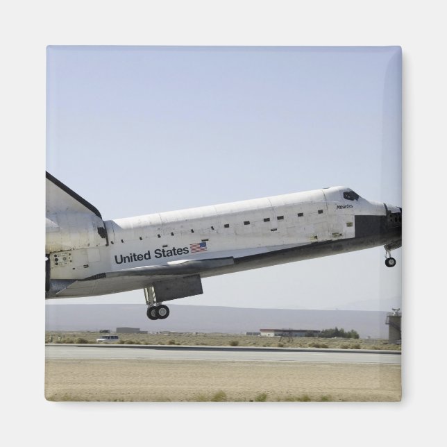 Space Shuttle Atlantis prepares for landing 2 Magnet (Front)
