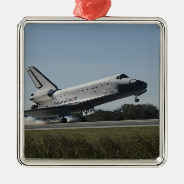 Space shuttle Atlantis touches down 2 Metal Tree Decoration (Front)