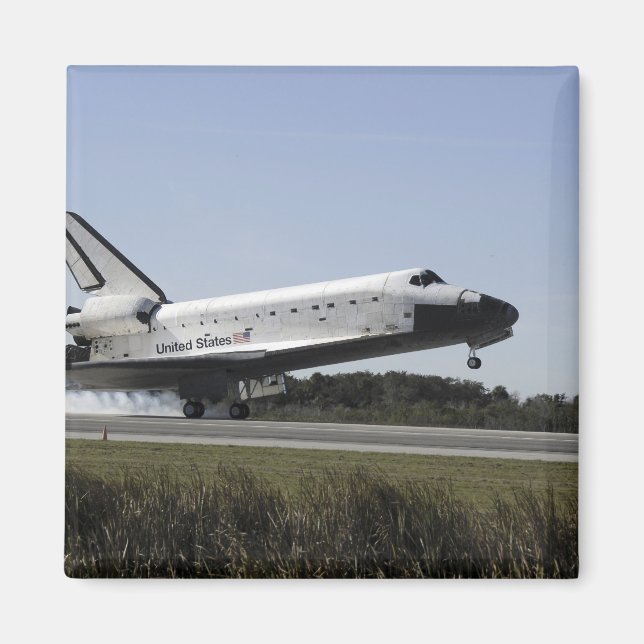 Space shuttle Atlantis touches down 3 Magnet (Front)