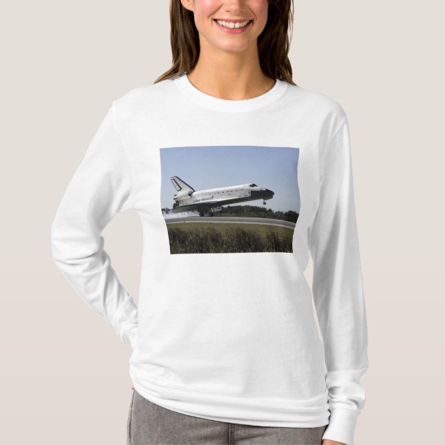 Space shuttle Atlantis touches down 3 T-Shirt (Front)