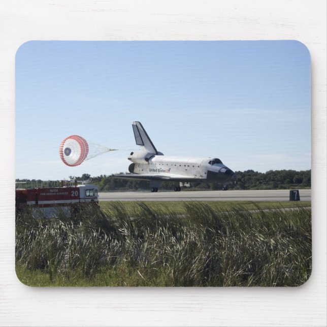 Space shuttle Atlantis unfurls its drag chute Mouse Mat (Front)