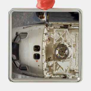Space Shuttle Discovery 12 Metal Tree Decoration