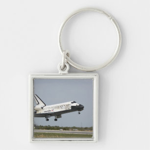 Space Shuttle Discovery approaches landing 3 Key Ring