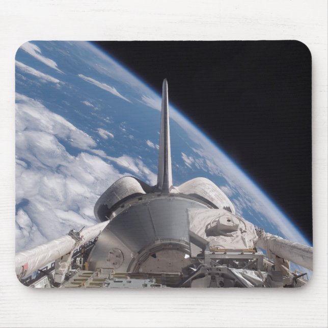 Space Shuttle Discovery backdropped by Earth Mouse Mat (Front)