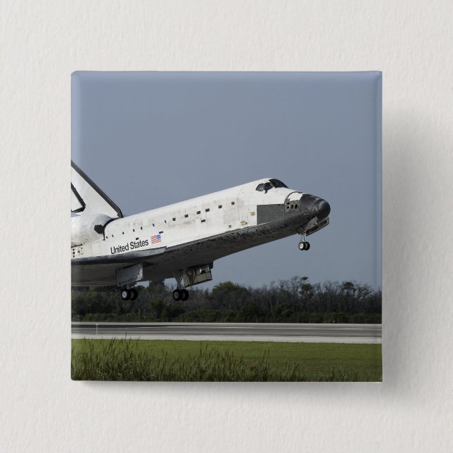Space shuttle Discovery lands on Runway 33 2 15 Cm Square Badge (Front)