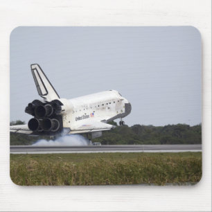 Space Shuttle Discovery touches down 2 Mouse Mat