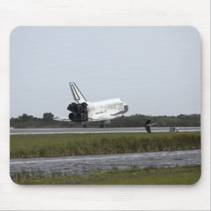 Space Shuttle Discovery touches down 3 Mouse Mat
