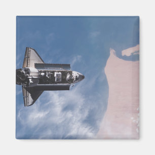 Space Shuttle Endeavour 19 Magnet