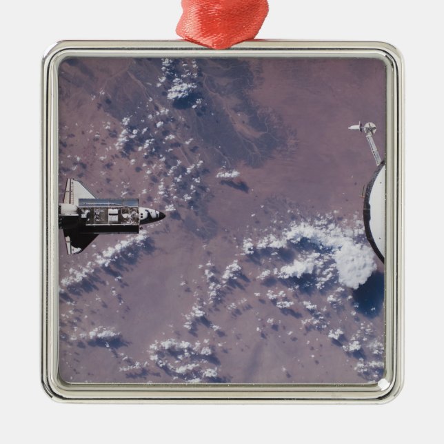Space Shuttle Endeavour 20 Metal Tree Decoration (Front)
