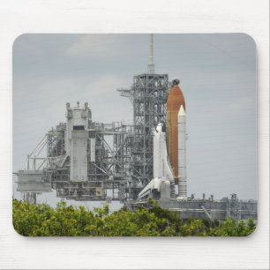 Space Shuttle Endeavour on the launch pad 5 Mouse Mat