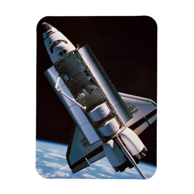 Space Shuttle with Open Cargo Bay Magnet (Vertical)