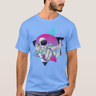 Space Vaporwave Retro 80s Synthwave Skateboarding T-Shirt