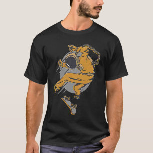 spaceman space skateboard skateboarding skate T-Shirt