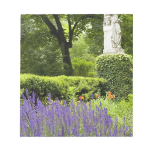 Spain, Madrid. Royal Botanic Garden aka Real Notepad