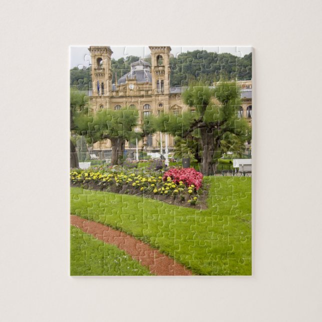 Spain, San Sebastian. Popular seaside resort, Jigsaw Puzzle (Vertical)