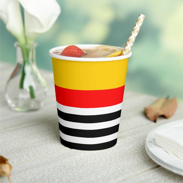 Spanish Stripe Classic Paper Cups (Insitu)