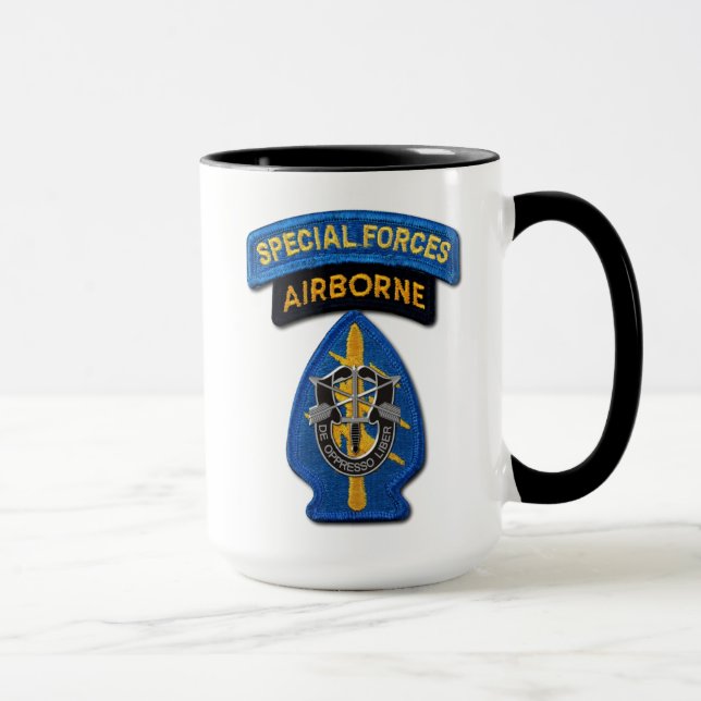 Special Forces Green Berets Veterans Patch Cup (Right)
