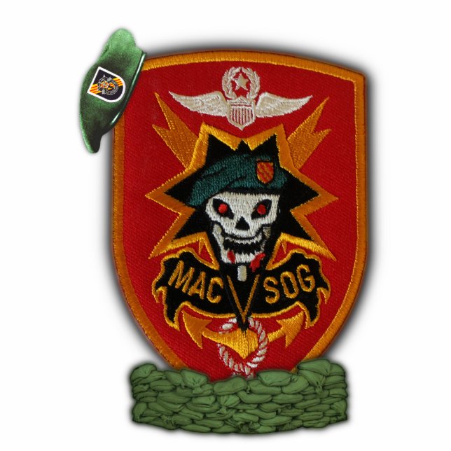 Special Forces Group MAC V SOG Vietnam Veterans  Standing Photo Sculpture (Front)