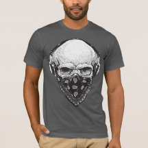 Special t-shirt for men with masked skull design