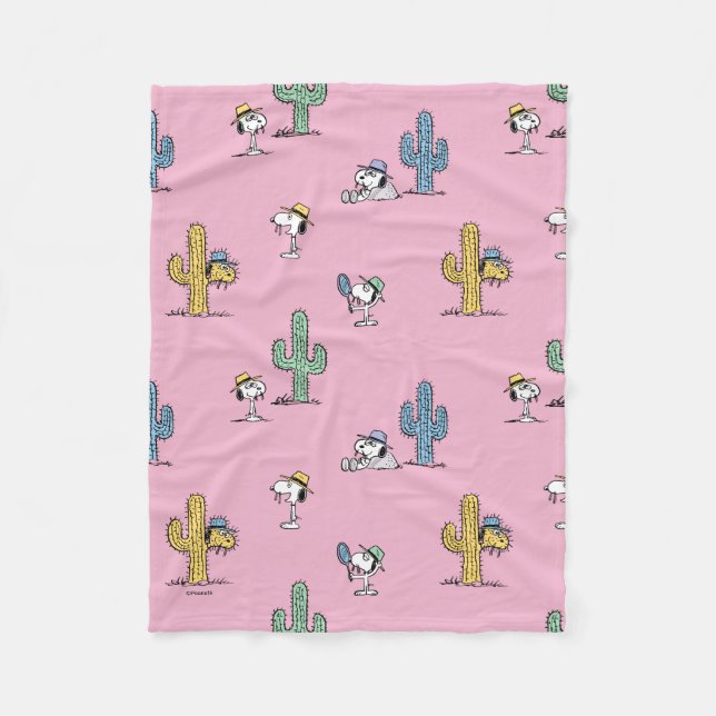 Spike Sugar Pop Pattern Fleece Blanket (Front)