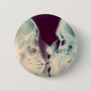 Spilla bacio 6 cm round badge