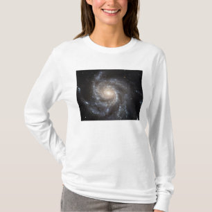 Spiral galaxy Messier 101 T-Shirt