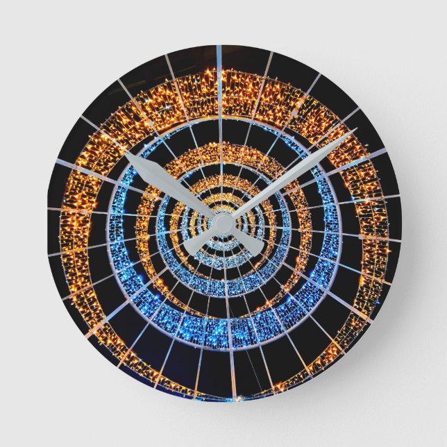 Spiral Twinkle Lights Round Wall Clock (Front)