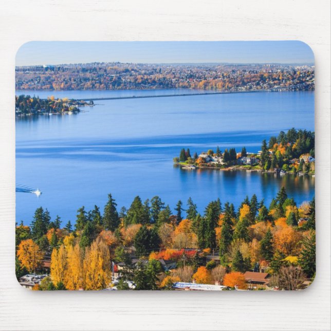 Splendid colours of fall at Bellevue Mouse Mat (Front)