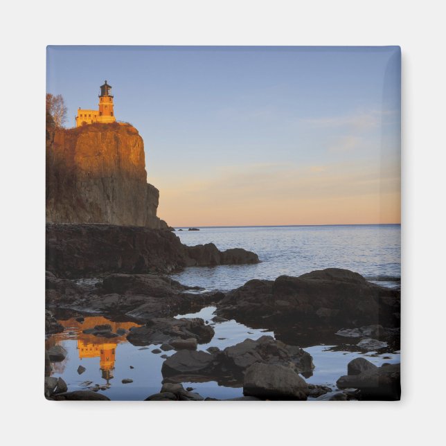 Split Rock Lighthouse at sunset near Two Magnet (Front)