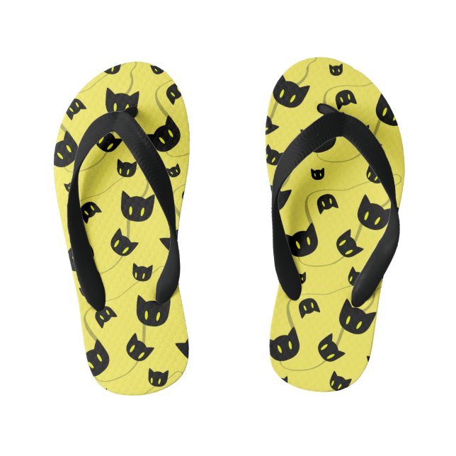 Spooky Black Cat Halloween  Kid's Flip Flops (Footbed)