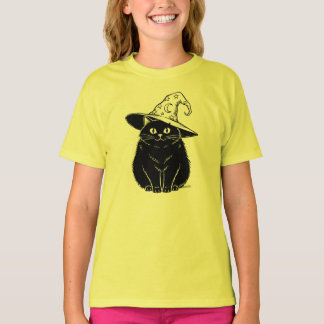 Spooky Black Cat Wizard Hat Halloween Design T-Shirt