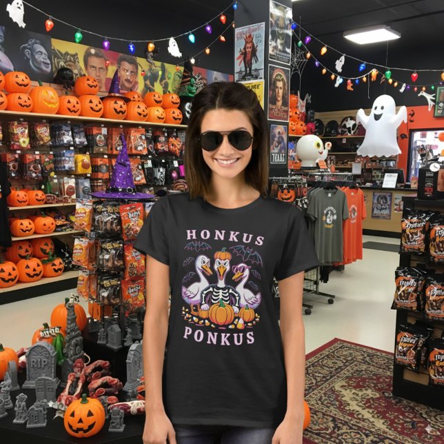 Spooky Black Funny Goose Pumpkin Halloween Graphic T-Shirt (Creator Uploaded)