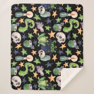 Spooky Halloween: Dark Hand-Drawn Pattern. Sherpa Blanket