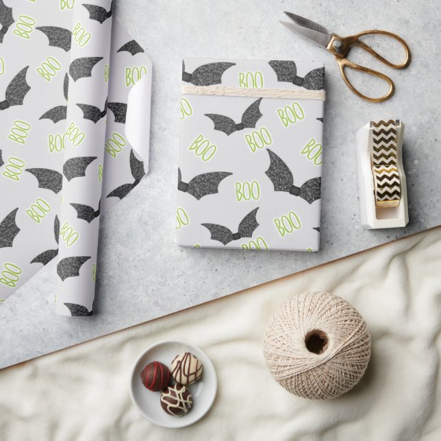 Spooky Halloween Gift Wrap | Vintage Witch & Pumpk (Crafts)